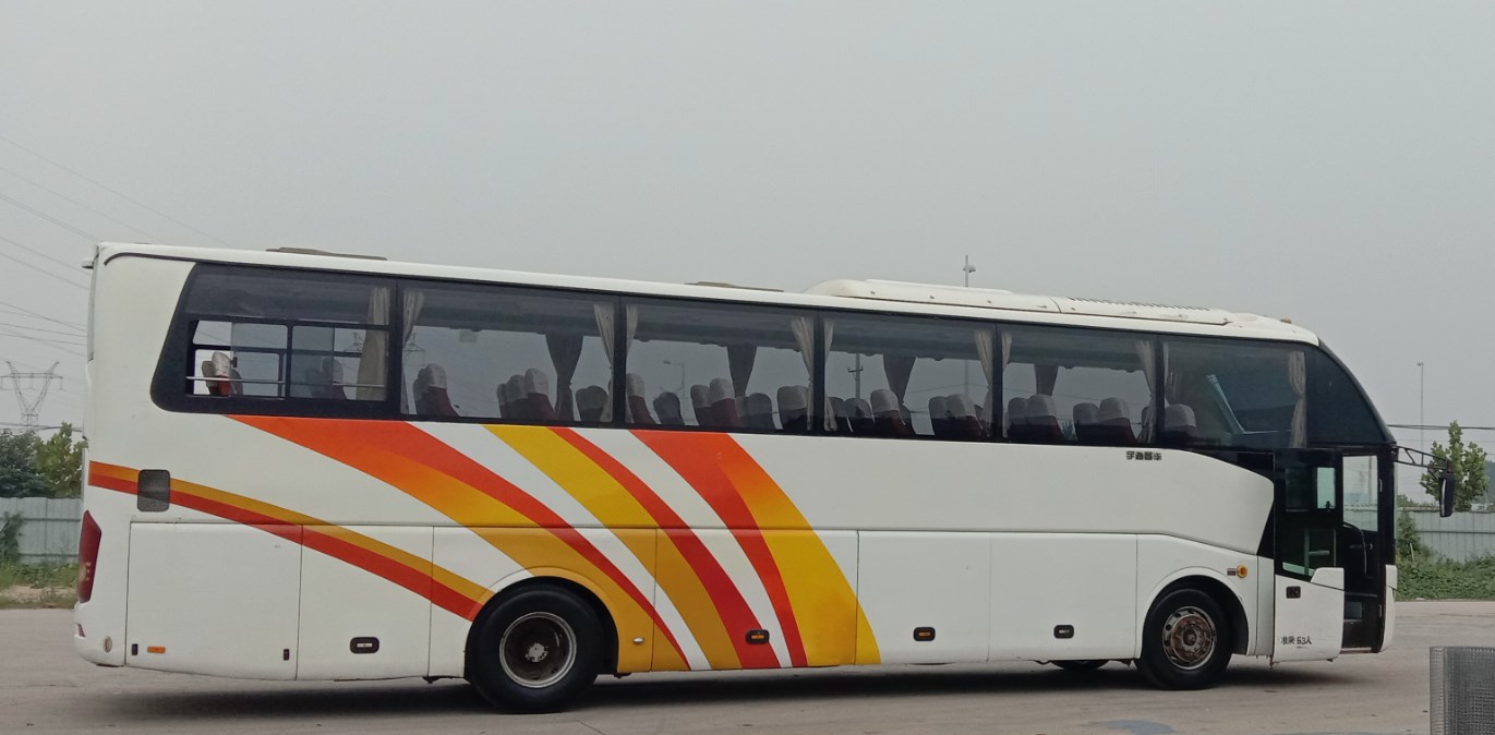 2012 year 53 seats luxury second hand yutong bus with high equip 12m length