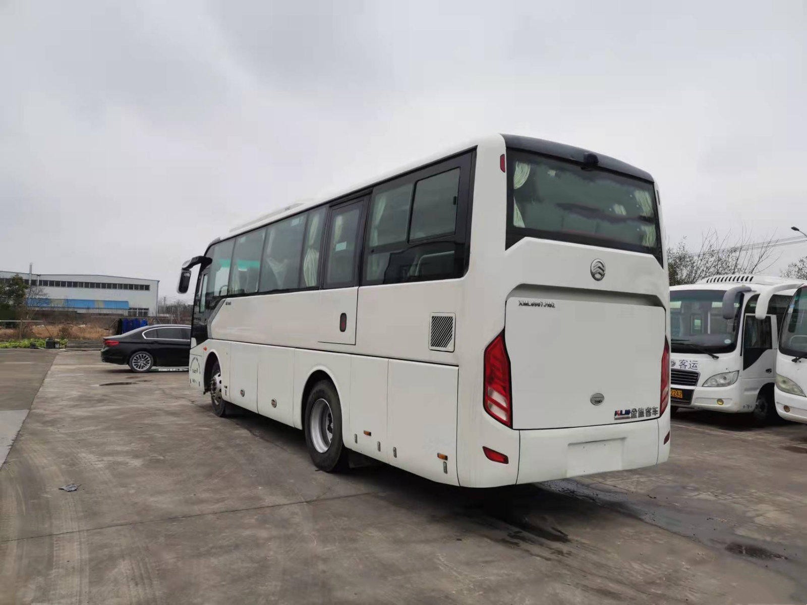 Left Hand Drive Buses 35 Seats Used Coach Bus	Fashion Used Tour Bus			
