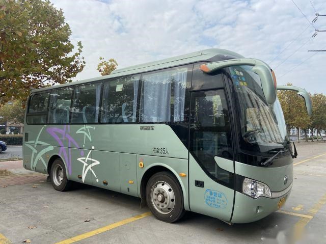 Used Bus Yutong ZK6107 Used Durable Using Low Price Economical Design Used Manual BUS 35 Seats